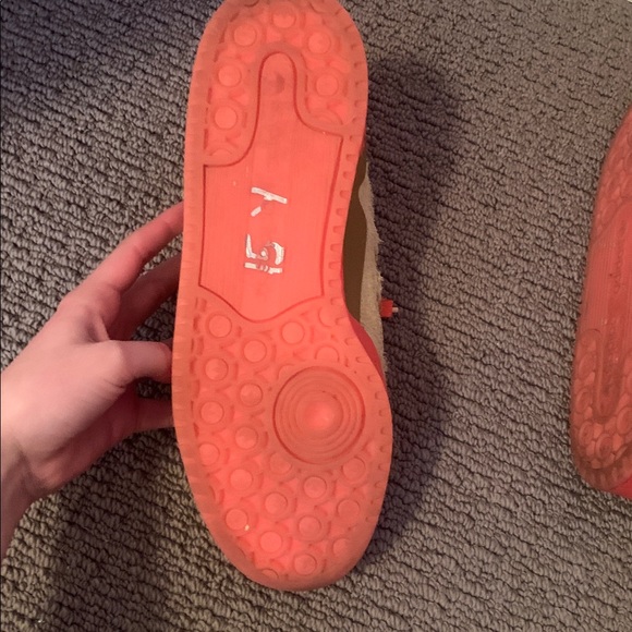 Rare The Grinch Adidas shoes! - Picture 6 of 7